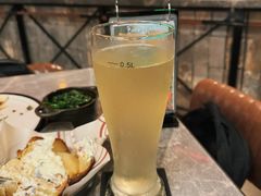 -BOURBON 玻本美式餐厅酒吧(虹桥新天地店)
