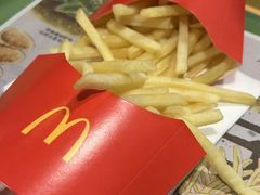 -麦当劳甜品站(高德置地广场春广场店)