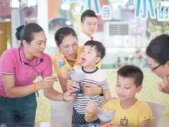 -广州花之恋城堡酒店