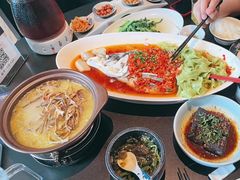 -凤凰湘语·平价海鲜餐厅(浦东旗舰店)