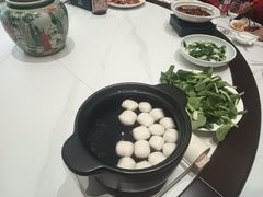 -梅花香里大酒店(郁金香路店)