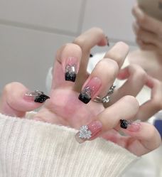 -兔猫ToMoreNails美甲美睫