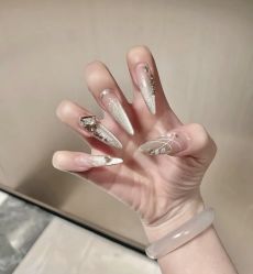 -斯馨·健康美甲美睫