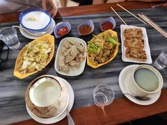 原只椰子炖蛋白-黄师奶甜品店