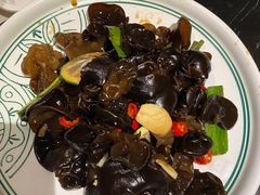 凉拌黑木耳-云海肴云南菜·蒸汽石锅鱼(青岛万象城店)