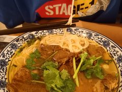 -彩蝶谷美食廊·粤式经典南番顺·铁板烧烤泰风味(广州长隆酒店)