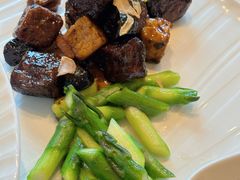 黑金雪花牛肉粒-上海和平饭店龙凤厅 Dragon Phoenix
