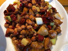 宫保鸡丁-蜀宴小调·精致家常菜(来福士店)