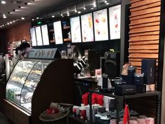 -星巴克(上海虹桥新天地二店)