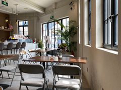 -Fridi Patisserie Cafe