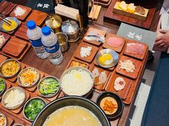 -银米·云南传统过桥米线(双廊黑金冠店)