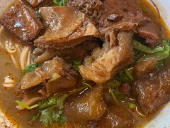 -金杨拉面王小吃面馆·牛三宝面·红烧牛肉粉