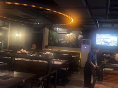 -麦凯伦烧烤·精酿超级工厂店(金桥总店)