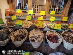 自助取餐区-山涧肴·泉水煮活鱼(坂田店)