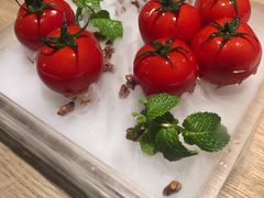 番茄脆菇沙拉-小大董·烤鸭(凤凰汇店)