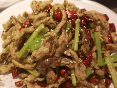 -闫府私房菜·老字号(恒隆店)