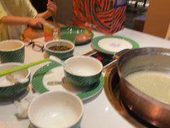 -润园四季椰子鸡火锅(卓越INTOWN店)