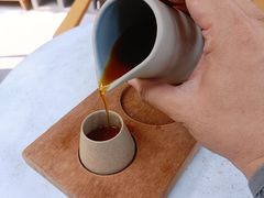 -彳亍咖啡·这里(水湾路店)