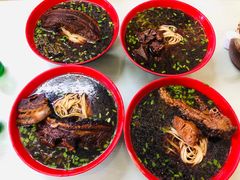 -小龙大肉面馆