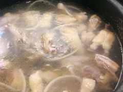 -东椰·海南椰子鸡火锅(朝阳门店)