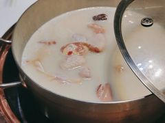 -洪氏嗨捞·猪肚鸡火锅(阳光天地店)