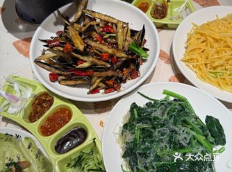 #0元玩转这座城 今天打卡了在荟聚种草了很久的饭店—