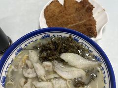 -明呈黄鱼面馆(斜土路店)