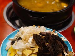-菌之家·专业纯野生菌火锅·特色炒菌