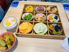 -轻蔬不用等·素食(江苏路店)