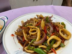 红烧小鱿鱼-合家小菜餐馆(新诚花苑店)