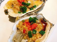 烤湛江生蚝-木屋烧烤(万德庄店)