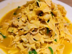 金酸汤纸片笋-味莊·青岛菜(云霄路店)