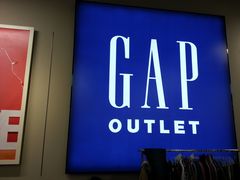 -GAP(王府井奥莱·香江小镇店)