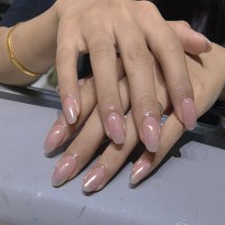 -艾珂·美甲美睫