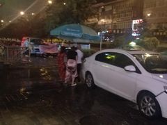 -白氏兄弟烧烤(富康路总店)