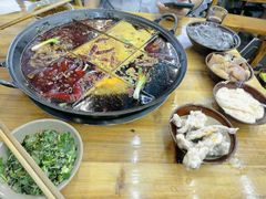 -正南齊北重庆老火锅(光华村直营店)