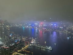 -OZONE 顶楼酒吧(香港丽思卡尔顿酒店)