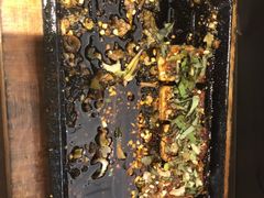-吞鱼兽麻辣烤鱼(万达店)