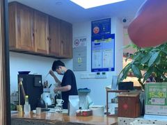 -Line 咖啡(石厦花园店)