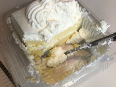 -红宝石·鲜奶小方·海派西点房(金杨店)