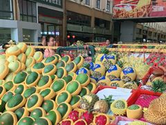 -三亚新鸿港水果一级批发市场