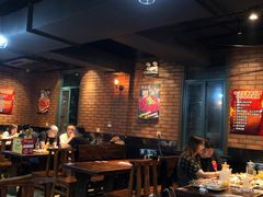 大堂-新疆烧烤王(广灵店)