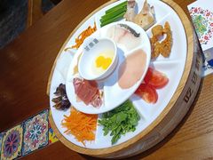 土鸡过桥米线-芸南道·过桥米线(昆明老街旗舰店)