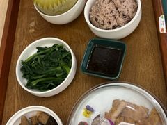 -雪梅月子中心(华侨城店)