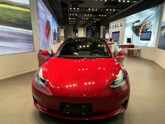 -TESLA 特斯拉(上海太古汇体验店)