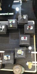 -灵彩珠宝(朗香街店)