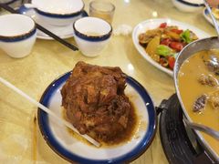 -鹤乡东北菜(崮山路店)
