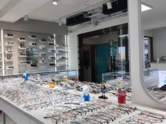 -潘多拉眼镜·蔡司依视路明月(潘家园店)