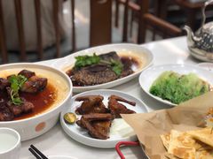 红烧乳鸽-佳佳美·囍悦水乡
