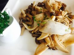 -北京花见餐饮管理有限公司